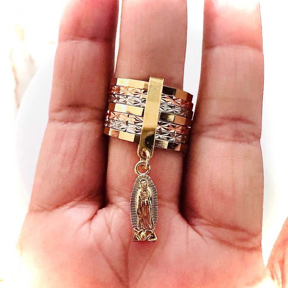 14K Gold Plated tricolor Virgin Mary charm Semanary Ring. Size 8 New